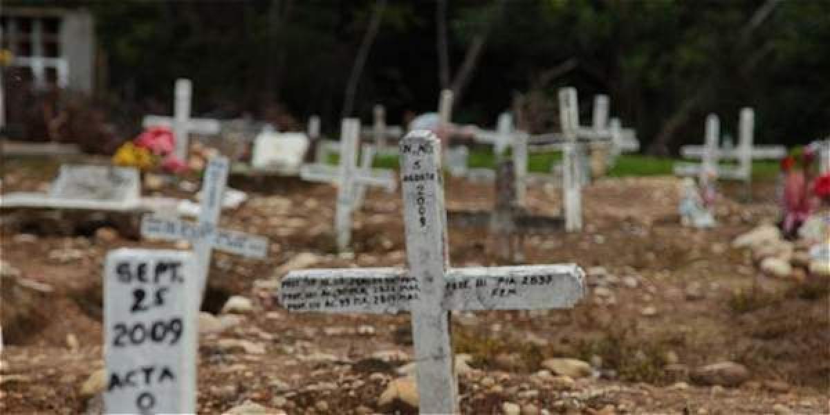En cementerios como este de Granada (Meta) se avanza en la búsqueda de NN, algunos posiblemente muertos en combate.
