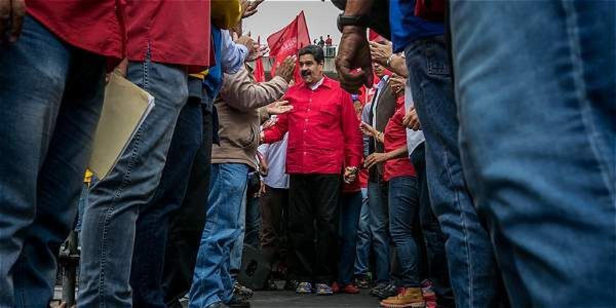 Cientos de chavistas marcharon en el centro de Caracas para demostrar la "unidad" entre los partidarios de la revolución bolivariana y el presidente de ese país, Nicolás Maduro.