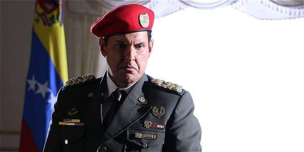 El actor colombiano Andrés Parra es Hugo Chávez en 'El Comandante'.