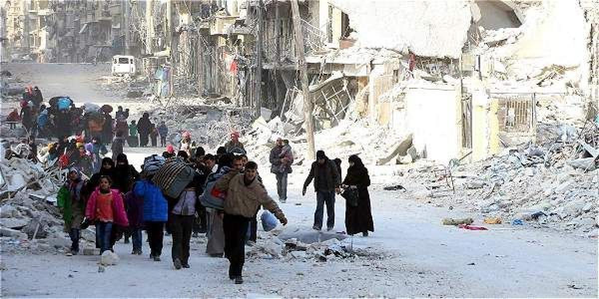 Las fuerzas del régimen asedian el este de Alepo desde julio. Alrededor de 250.000 habitantes vivían en esta ciudad en la miseria más absoluta, sin casi alimentos, electricidad ni medicamentos.