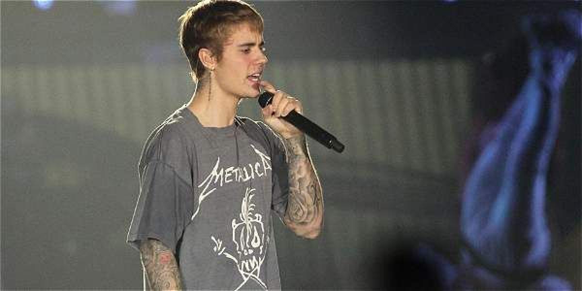 Justin Bieber se encuentra por Europa con su gira 'Purpuse World Tour'.