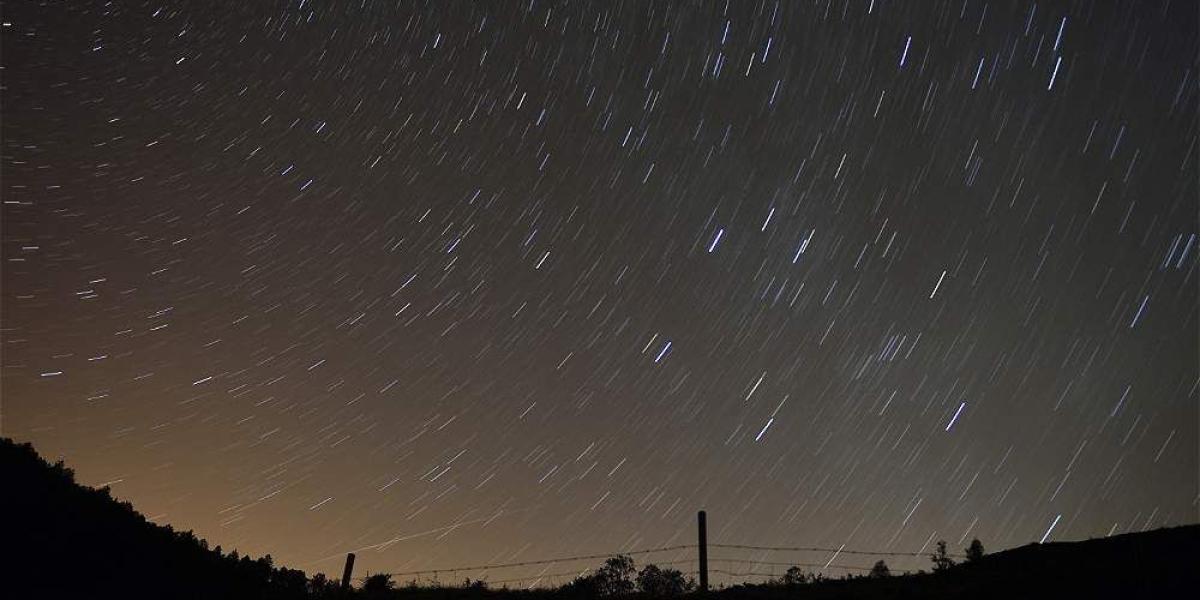 Según cálculos del Instituto de Astrofísica de Andalucía (IAA), las perseidas podrían alcanzar este agosto los 500 meteoros por hora, mucho más que en años anteriores.