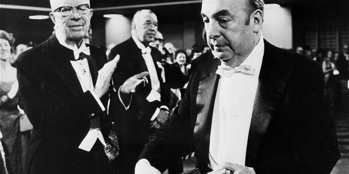 El poeta chileno Pablo Neruda obtuvo el Nobel de Literatura en 1971. Entre sus obras más importantes sobresale 'Crepusculario' y 'Veinte poemas de amor y una canción desesperada'.