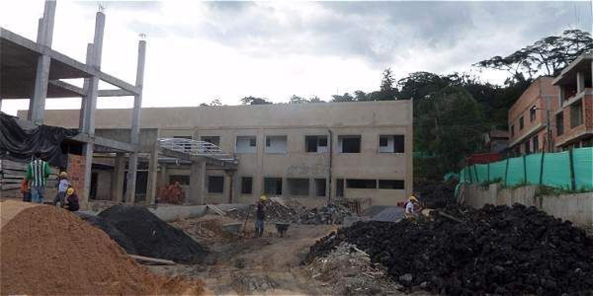 Este es el hospital de Moniquirá en construcción, que hasta la fecha ha avanzado en un 74 por ciento.