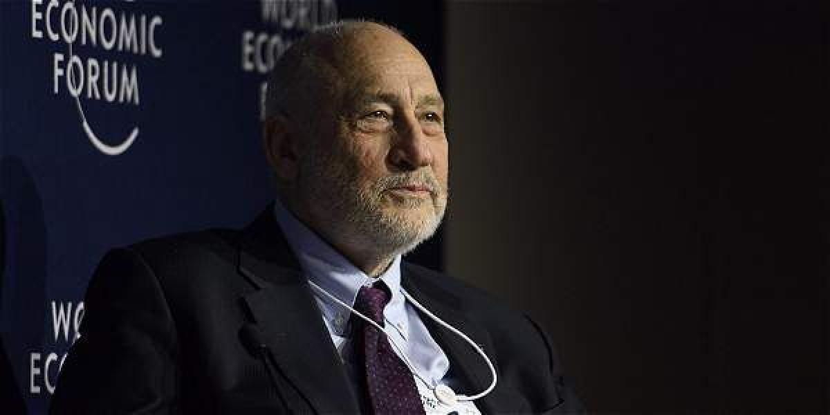 Premio nobel de Economía Joseph Stiglitz.