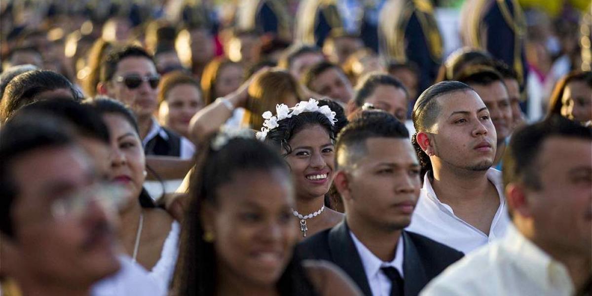 En Nicaragua cerca de 500 parejas celebraron su matrimonio civil en una ceremonia conjunta.