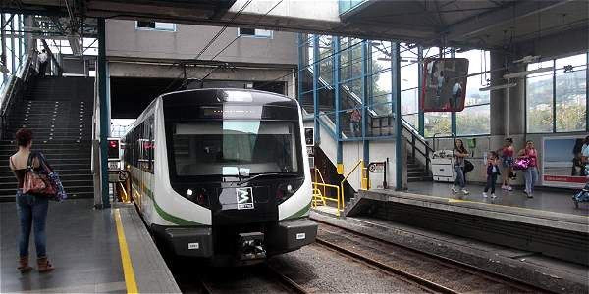 Actualmente la deuda con la Nación por la construcción de las dos líneas férreas del Metro asciende aproximadamente a 5,22 billones de pesos.