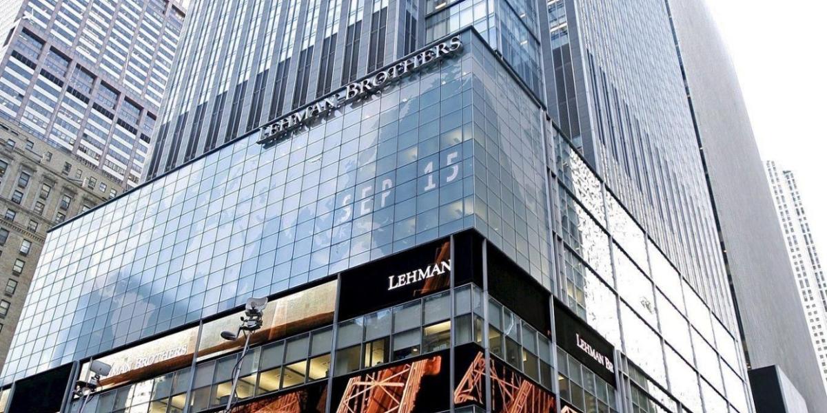 La sede de Lehman Brothers en Nueva York, poco antes de que se declarara su quiebra en el 2008.