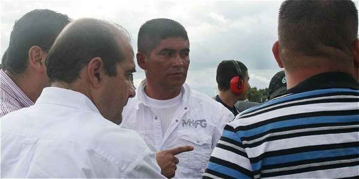 José Eberto López Montero, alias 'Caracho', (centro) lleva dos condenas por delitos de alto impacto