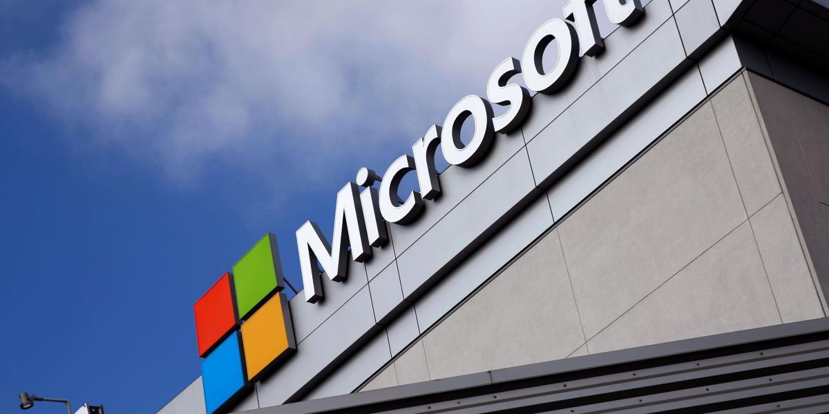 En el puesto número 11 se encuentra aa empresa estadounidense Microsoft, especializada en software y hadware.