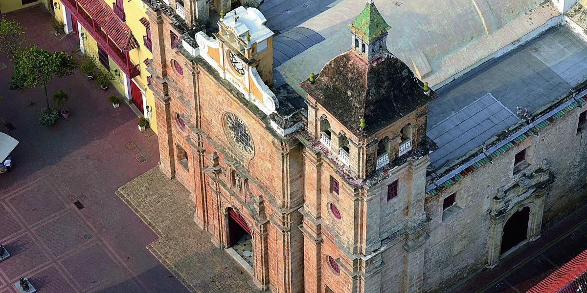 Fachada de la iglesia San Pedro Claver, donde reposan los restos de Pedro Claver Corberó.
