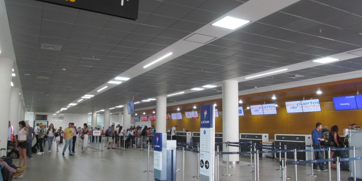 Nueva terminal de pasajeros del aeropuerto Simón Bolívar de Santa Marta.