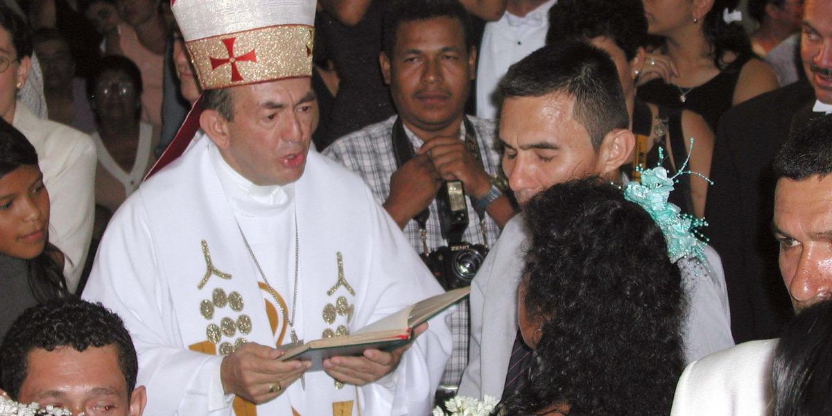 Duarte Cancino se desempeñó como director espiritual y vicario  de Bucaramanga.