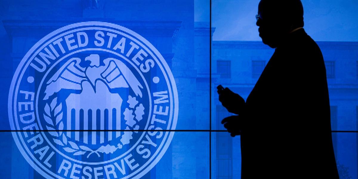 Analistas apuntan a un alza en las tasas de referencia de Estados Unidos por parte del banco central de ese país.