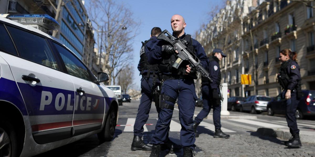 Las calles de Francia siguen con alta presencia policial.