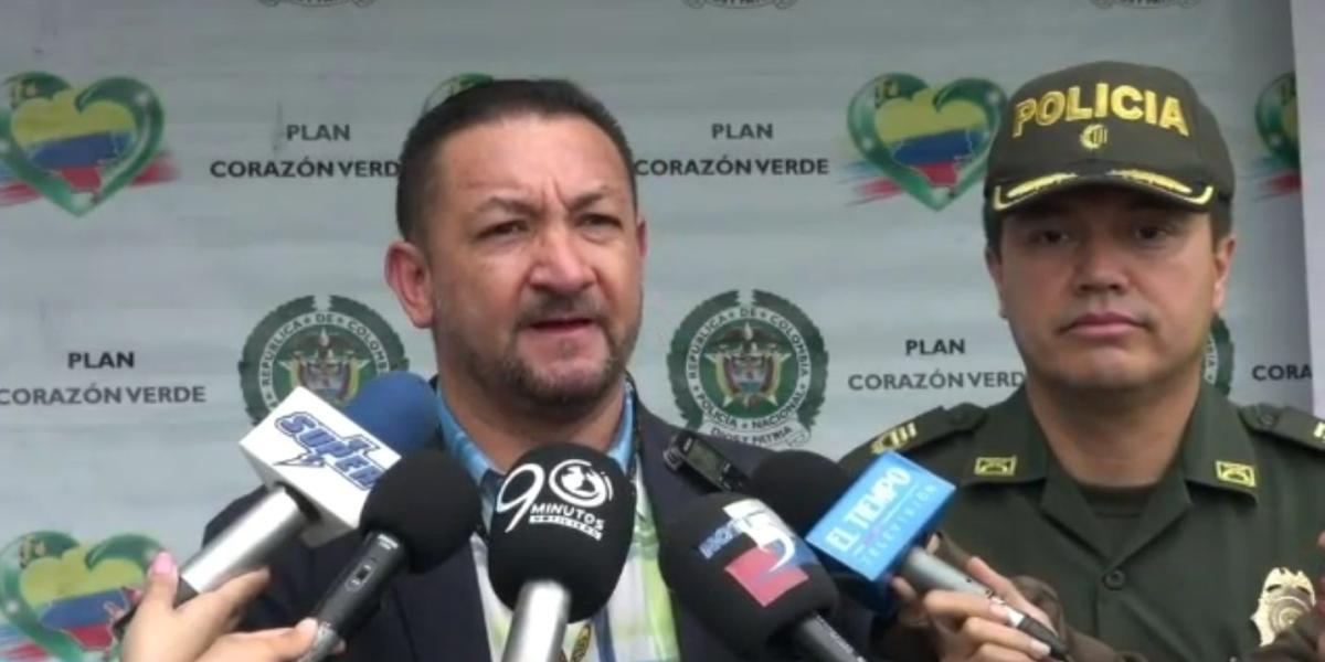 El subdirector seccional de Fiscalías, Héctor Ariel Lozano, y el comandante de la Policía en el Valle, coronel Wilson González, presentaron balance contra la delincuencia.