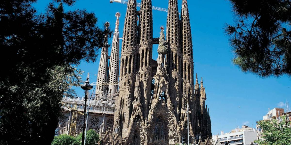 La Sagrada Familia, en Barcelona, es el atractivo turístico más visitado en España.