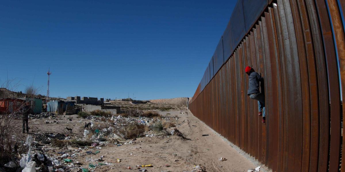 Desde hace 12 años hay varios sectores de la extensa frontera entre México y Estados Unidos que tienen muro en diferentes formas y materiales.