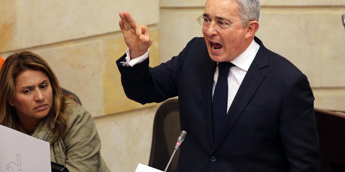 El expresidente Álvaro Uribe regresó al Congreso, luego de dos meses de incapacidad médica.