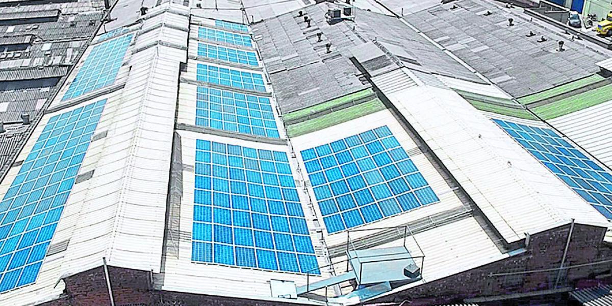Bosi instaló hace ocho meses 348 paneles solares en su planta de Itagüí, Antioquia, que producen 22 % de energía limpia.