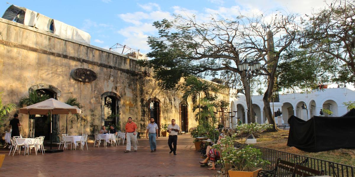 Plaza de Francia, en el casco antiguo de Panamá.