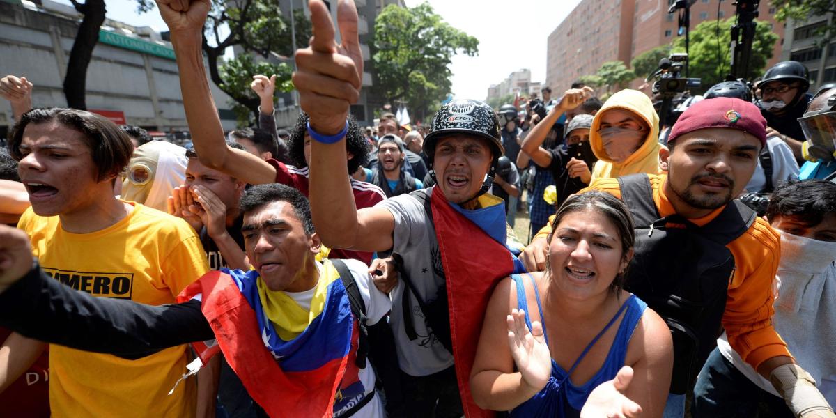 Varios personas, que salieron a marchar, se encontraron con muchas vías y accesos cerrados en Caracas.