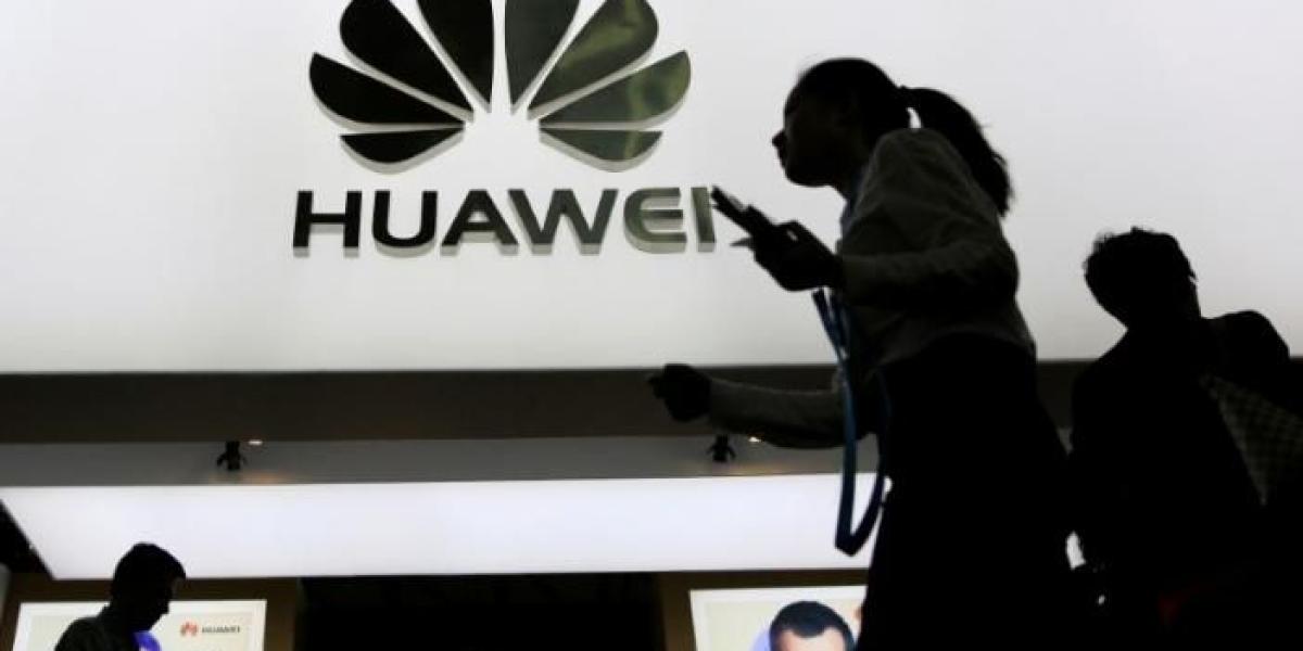 Un tribunal chino ordenó a Samsung pagar más de 11 millones de dólares a Huawei por violación de patentes.