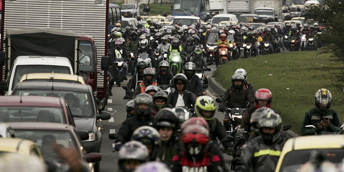 Hoy en Bogotá se realizan más de 700.000 viajes diarios en motocicleta.