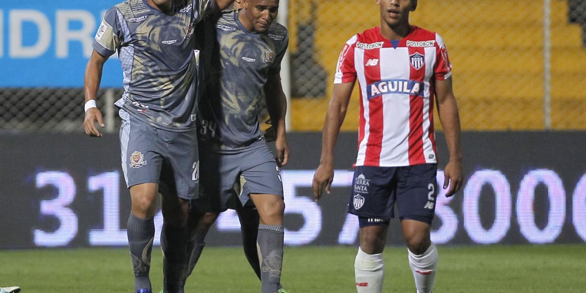 Tigres celebra el gol con el que venció a Junior en Bogotá