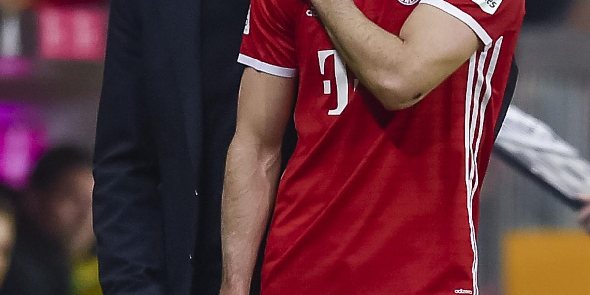 Lewandowski sustituido el fin de semana por molestias en el hombro