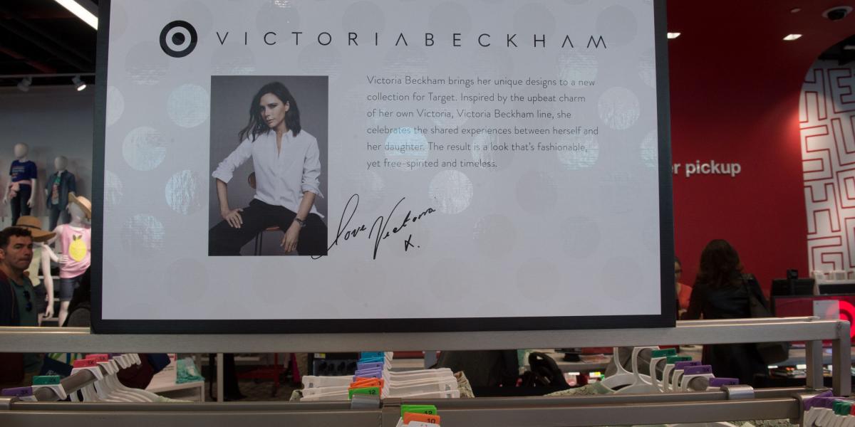 Prendas de Victoria Beckham en Target (supermercados de cadena en Estados Unidos)