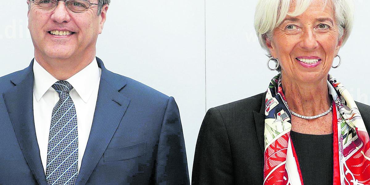 Christine Lagarde, directora del FMI, y Roberto Azevedo, director general de la OMC, en la presentación del informe de comercio.