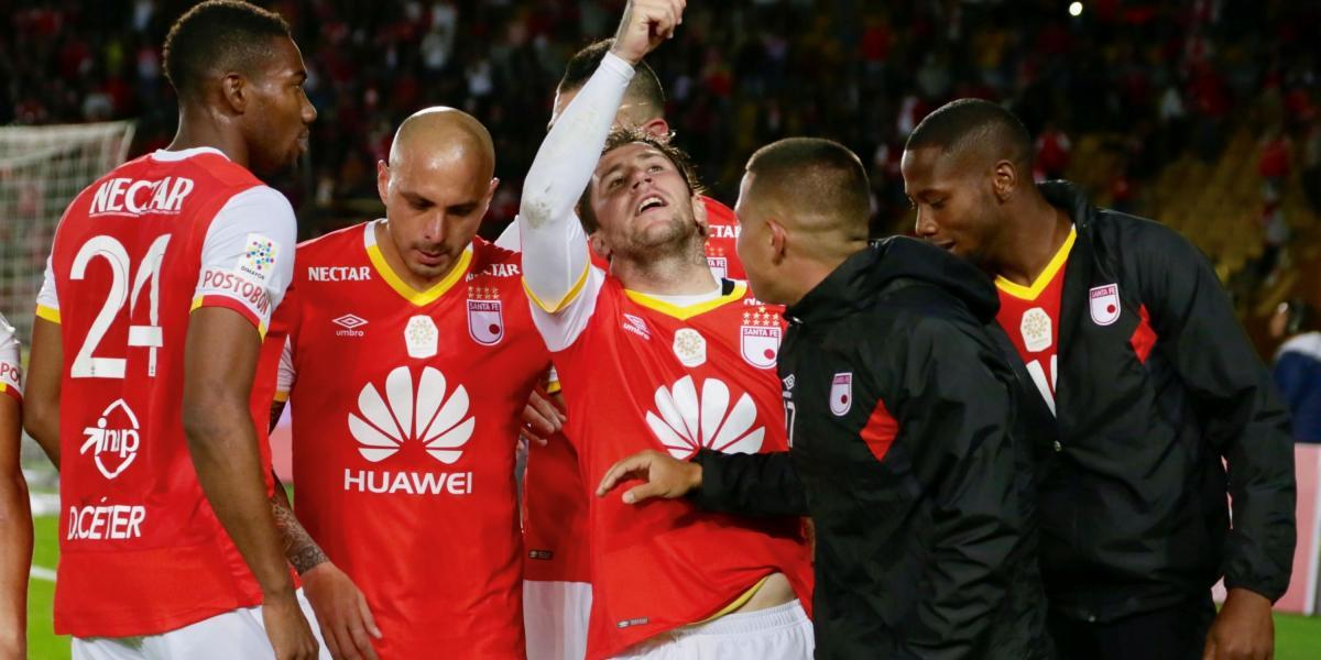 Santa Fe venció al Bucaramanga con gol de Gómez, de penalti.