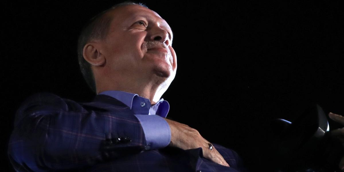 El presidente turco, Recep Tayyip Erdogan, tendrá más poderes después de la victoria del sí en el referendo, que convirtió a Turquía en un país presidencialista.