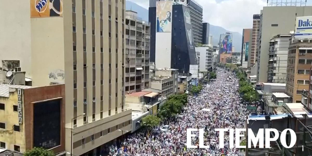 Se espera que miles de ciudadanos salgan a las calles para exigir la salida de Nicolás Maduro del poder. Preocupación por civiles armados.