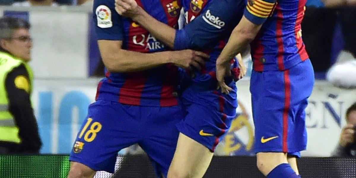 Lionel Messi celebra su primer gol.