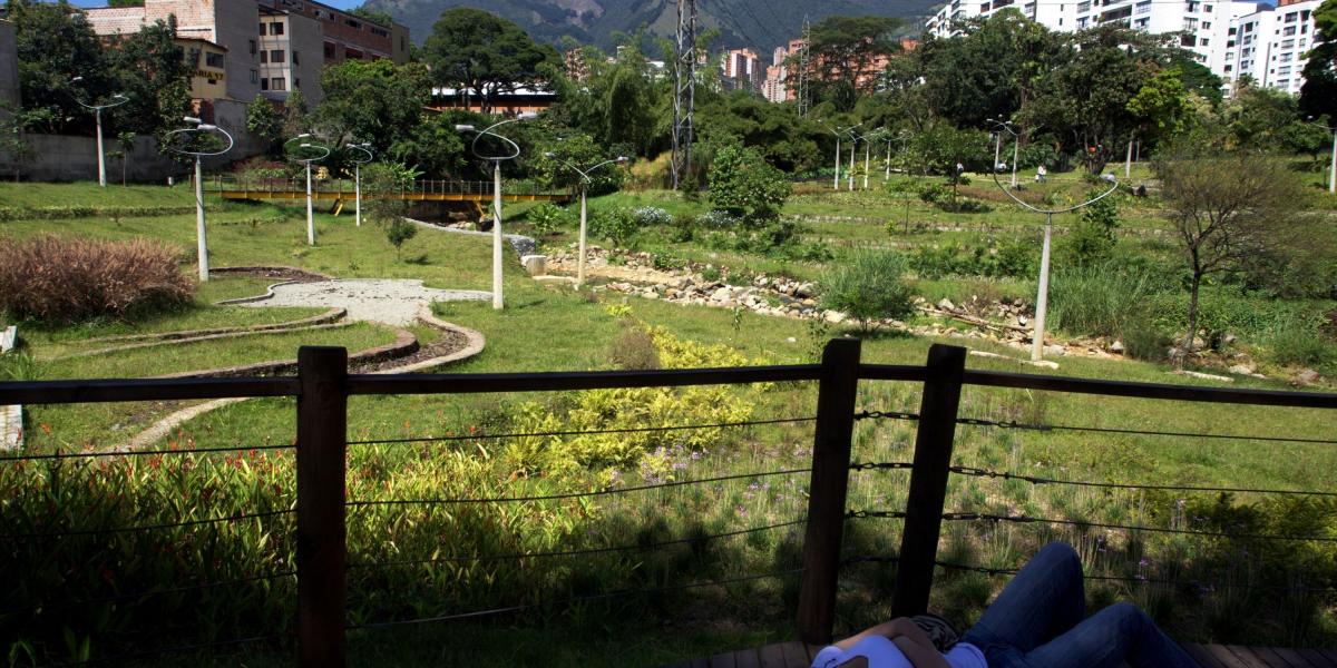 El Parque Lineal La Presidenta de El Poblado es un referente para el encuentro familiar.