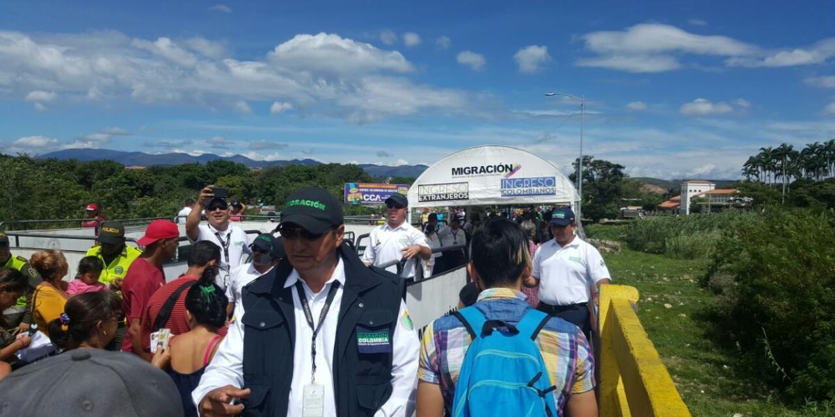 Cualquier venezolano que resida en estados fronterizos y cruce con frecuencia la línea divisoria podrá solicitar el documento a través de la página web de Migración Colombia.