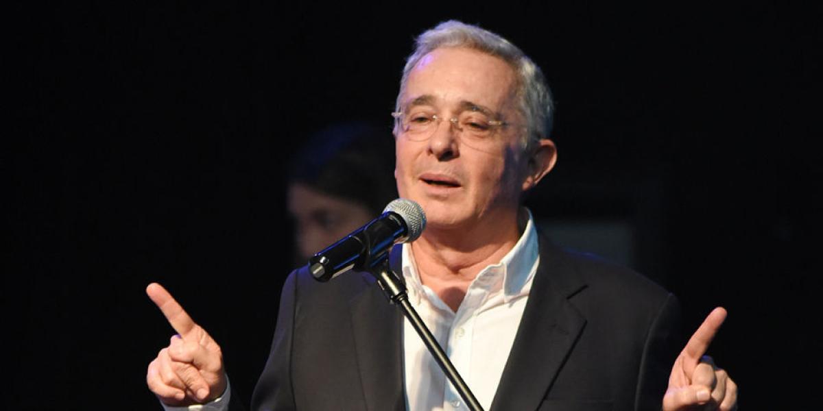 Durante su discurso, el expresidente Álvaro Uribe trazó las líneas de lo que será la estrategia de la colectividad para retornar al poder a partir de 2018.