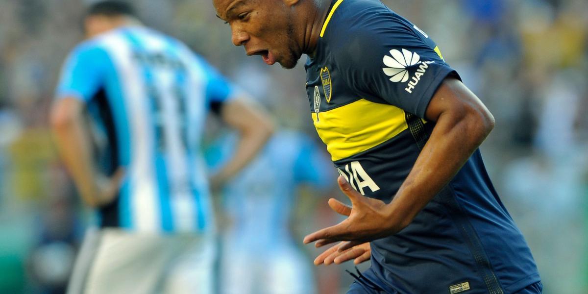El defensa colombiano Frank Fabra recientemente recibió insultos racistas en el partido que jugó con su equipo, Boca Juniors, y Estudiantes de La Plata.