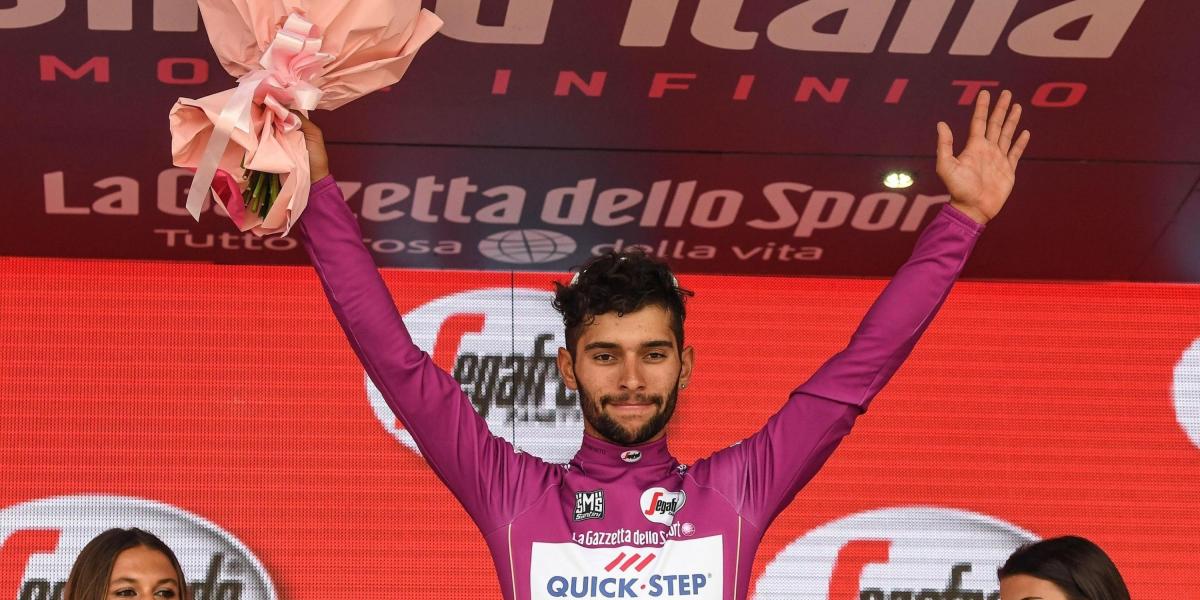 Fernando Gaviria se ha robado las miradas en el Giro D' Italia por su velocidad y su capacidad de sprint en los últimos metros de las etapas.