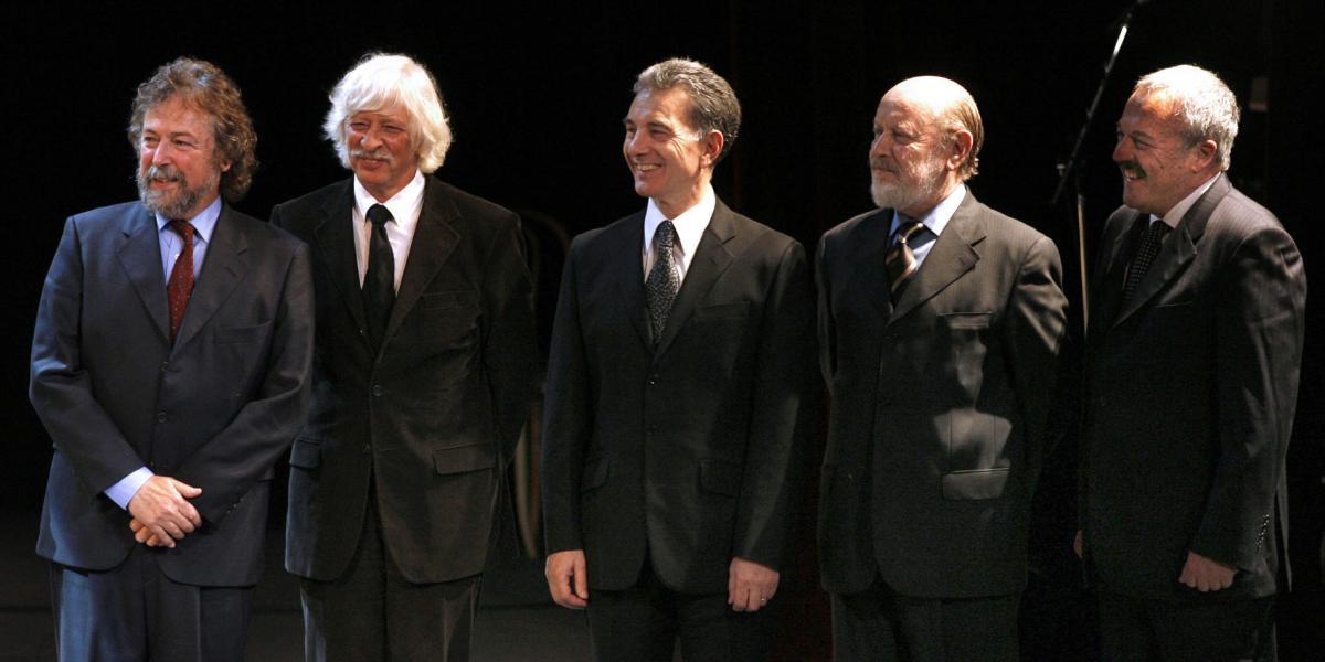 De izquierda a derecha: Carlos Nuñez Cortes, Carlos López Puccio, Jorge Maronna, Marcos Mundstock y Daniel Rabinovich.
