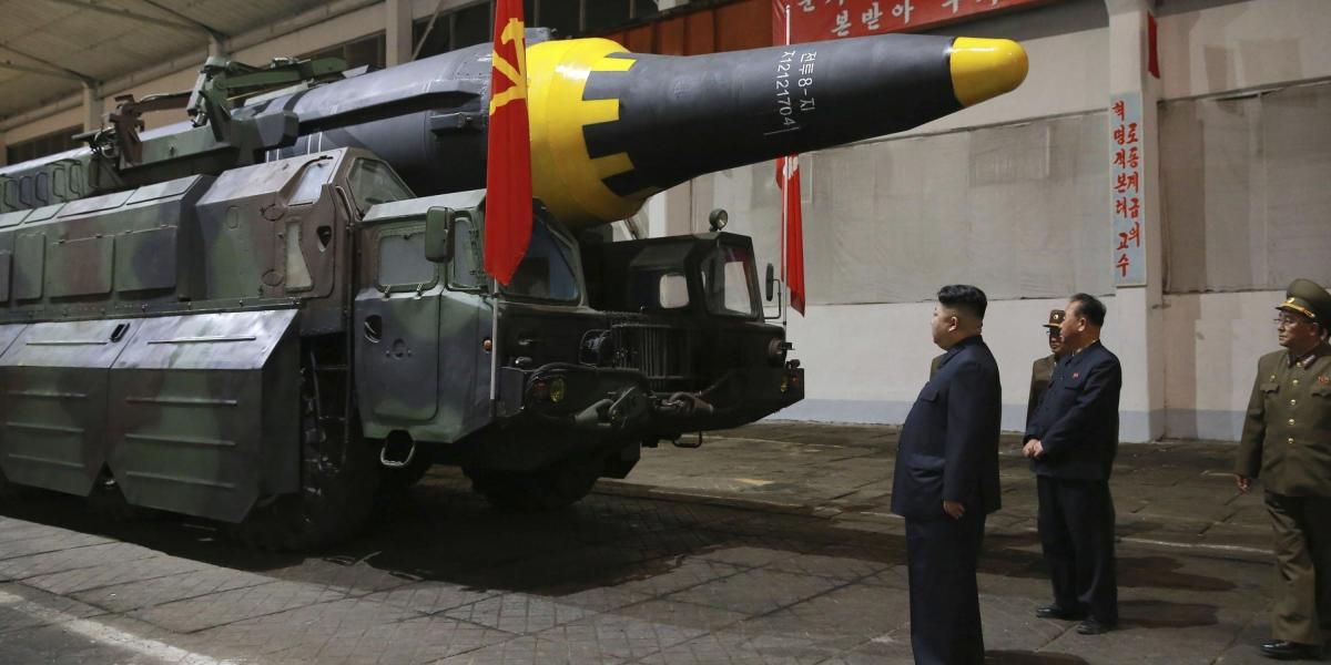 Régimen de Corea del Norte, al mando de Kim Jong-Un lanza nuevo tipo de misil que lo sitúa un paso más adelante en su carrera armamentística.