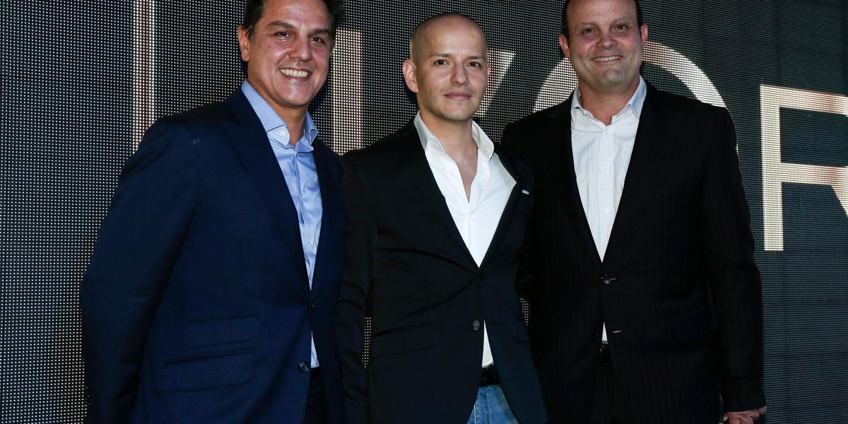 Alejandro Eastman, presidente de L’Oréal Colombia; Carlos Andrés Roldán, CEO de Marketing Personal, y Carlos Mario Rincón, director general de Vogue.
