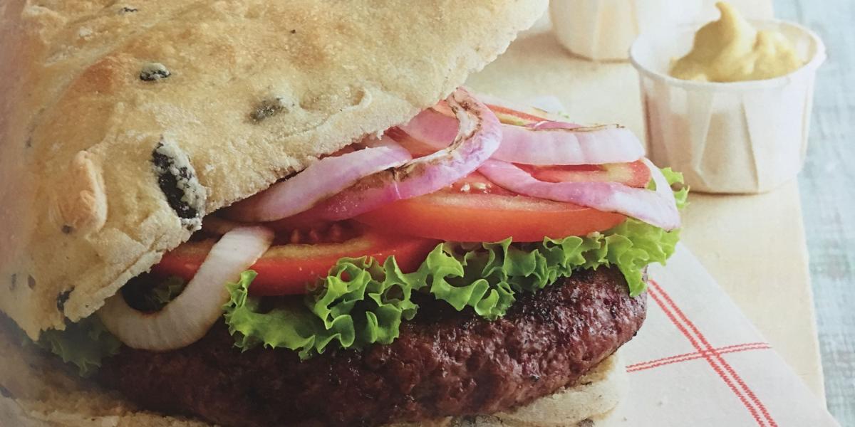 Aprenda cómo hacer una hamburguesa especial.