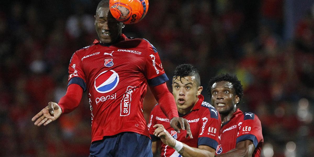 La directiva del Independiente Medellín sorprendió al nombrar a  Fabio Martínez como nuevo DT del plantel profesional.