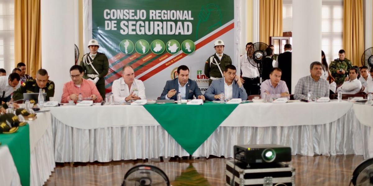 En la Gobernación de Santander se desarrollo el consejo de seguridad regional.