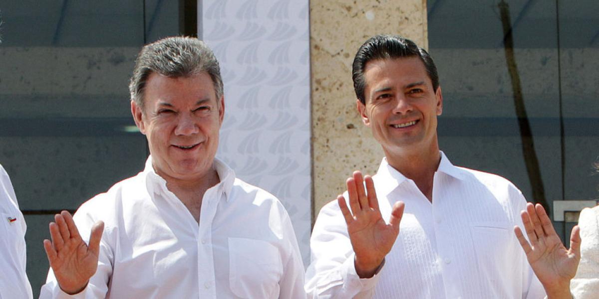 Los presidentes Juan Manuel Santos y Enrique Peña Nieto.
