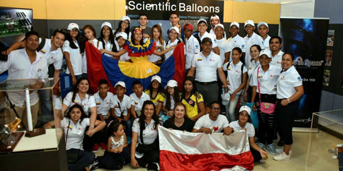 Jóvenes estudiantes de Barranquilla crearon el proyecto que fue al espacio, gracias a un cohete enviado por la Nasa.