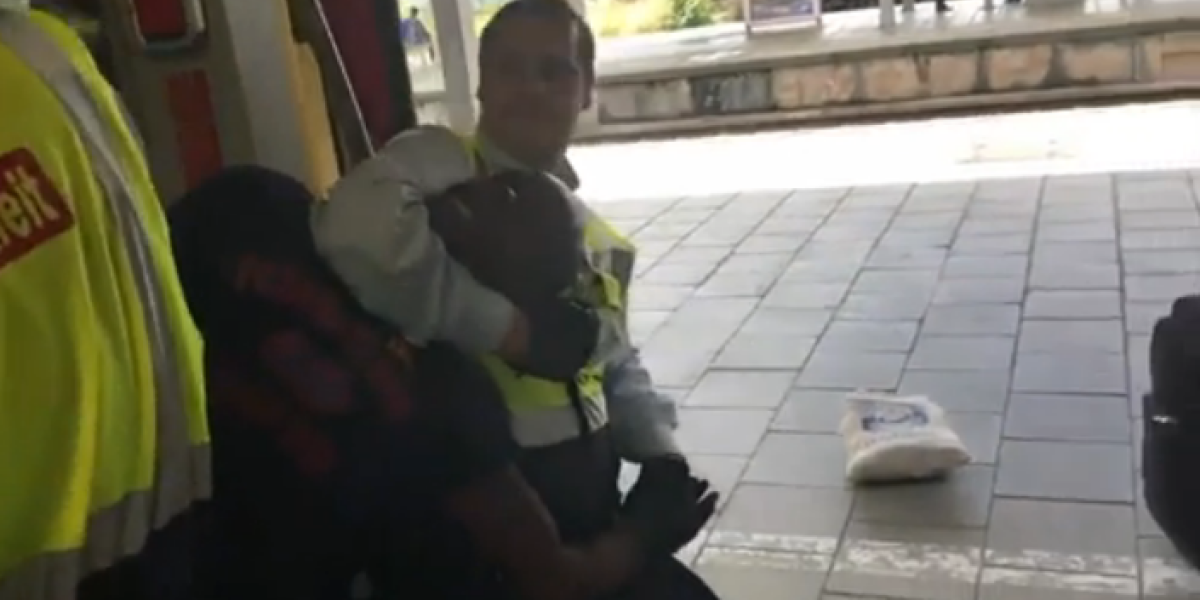 Vea el brutal trato que reciben los 'colados' en un tren de Alemania